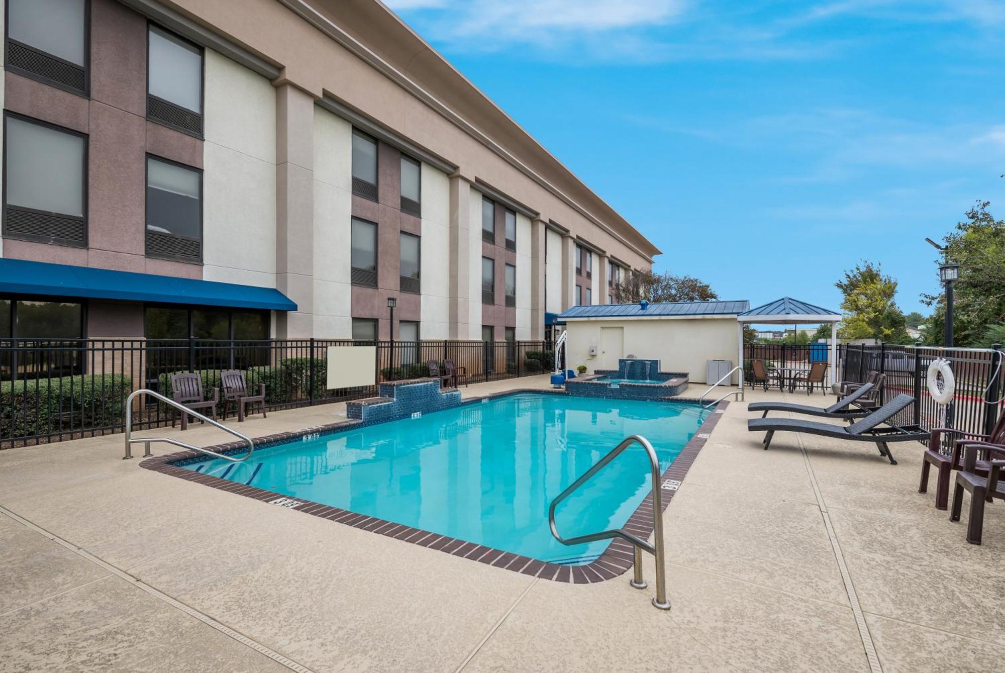 Hampton Inn Marshall Esterno foto