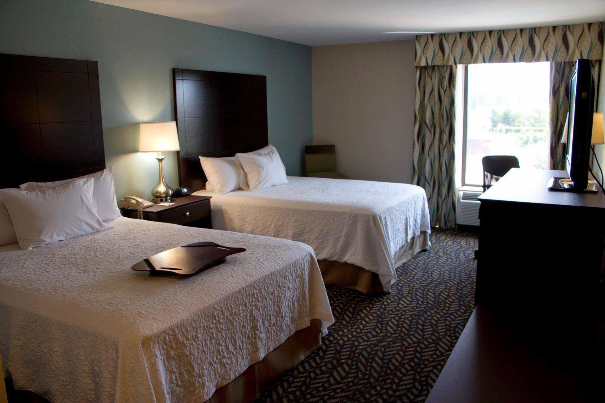 Hampton Inn Marshall Esterno foto