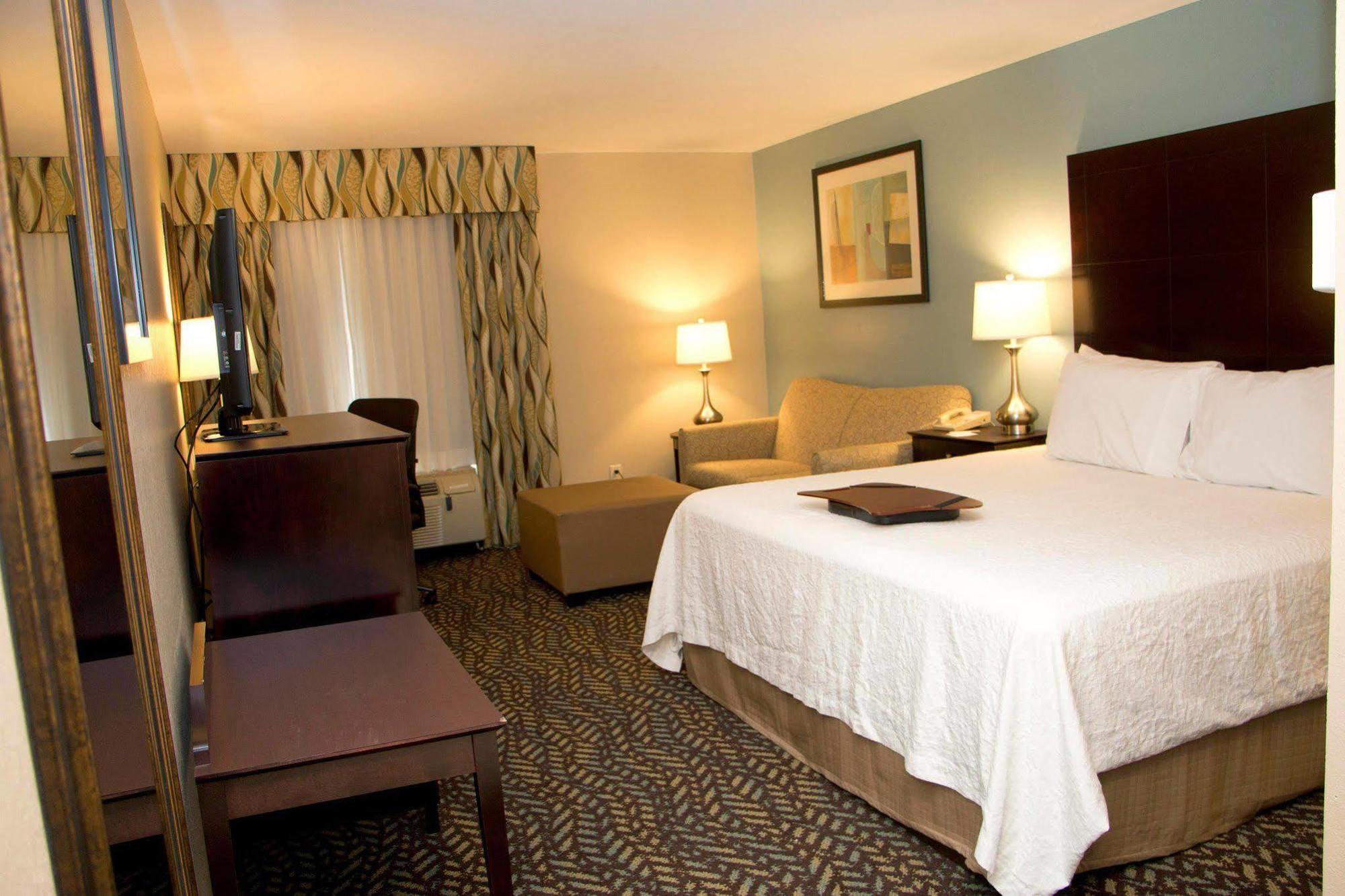 Hampton Inn Marshall Esterno foto