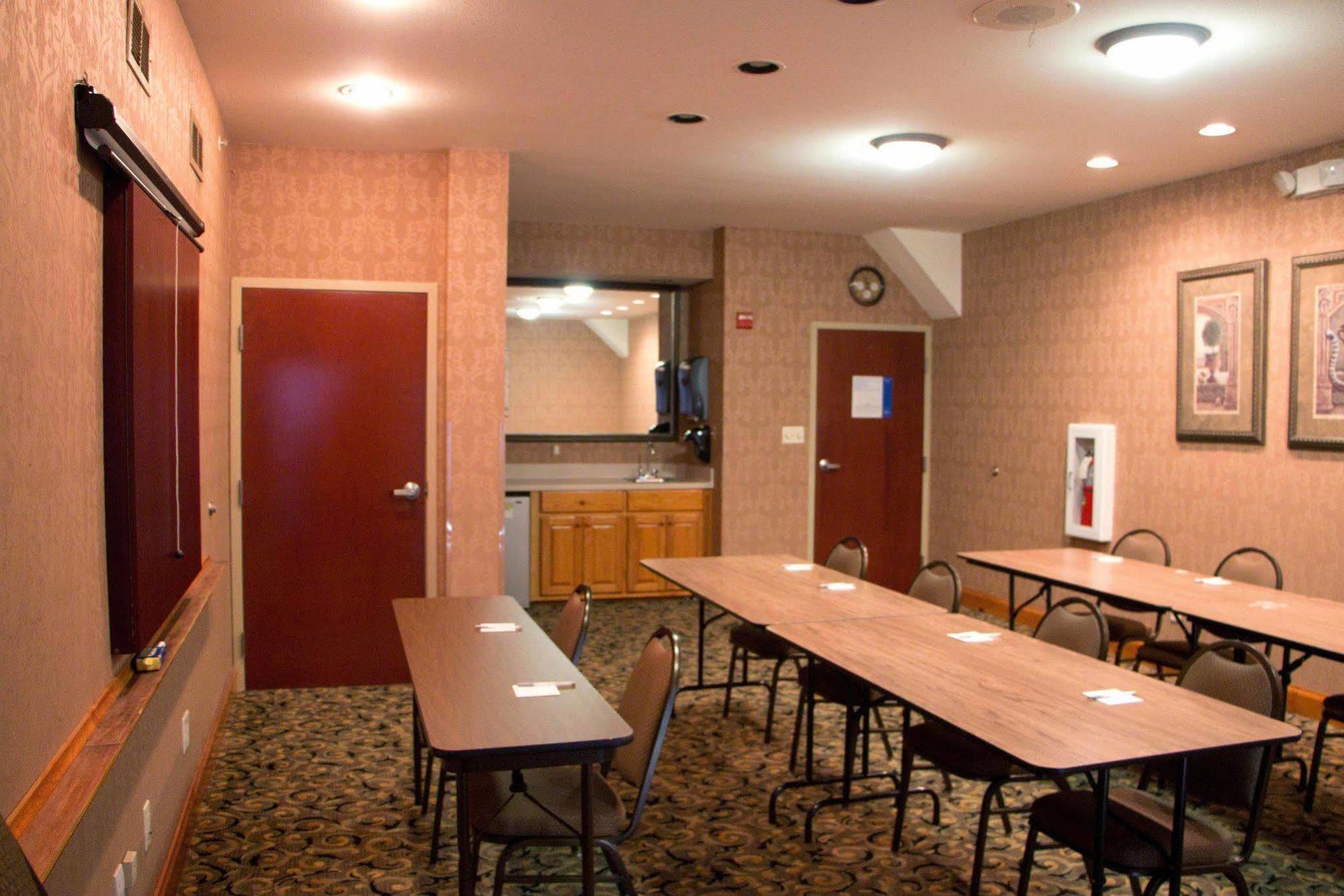 Hampton Inn Marshall Esterno foto