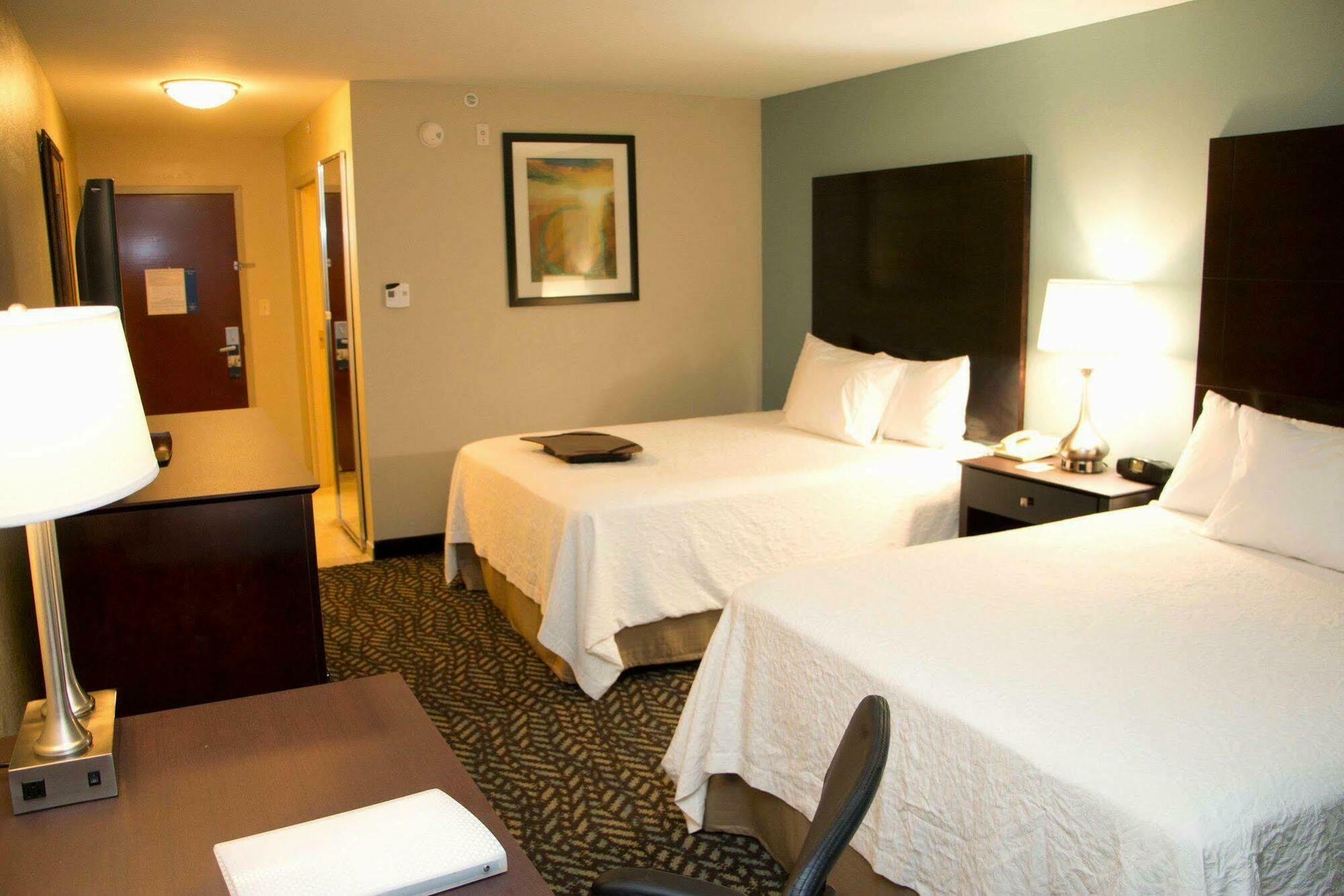 Hampton Inn Marshall Esterno foto
